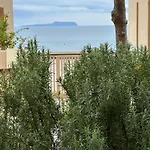 Elodie, Coast, Villa Palasë
