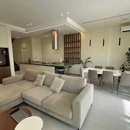 Villa Elodie, Coast,