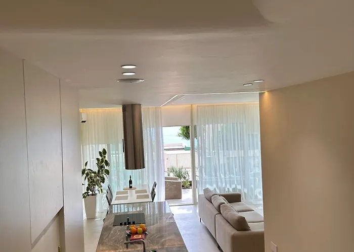 Elodie, Coast, Villa *